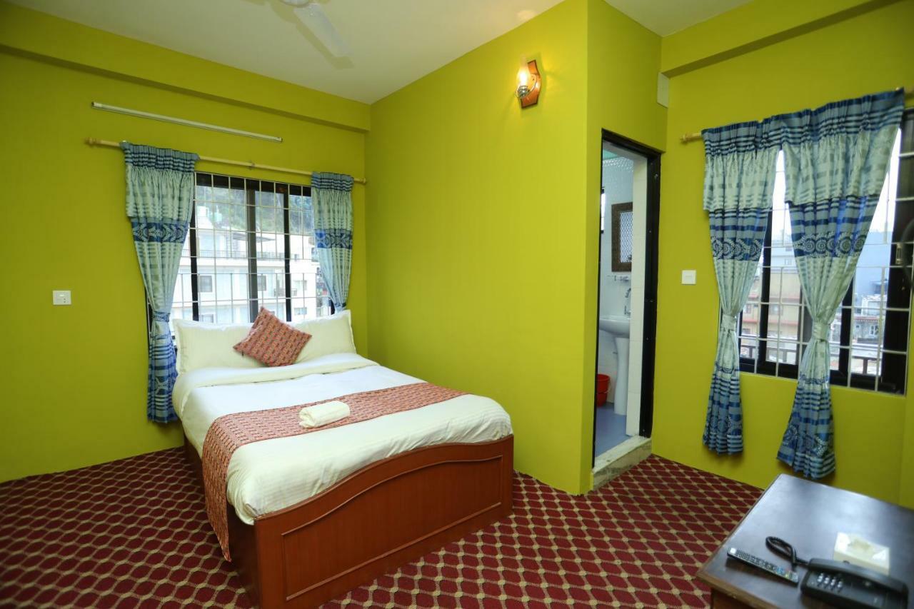 Hotel Blue Magnet Pokhara Exterior photo